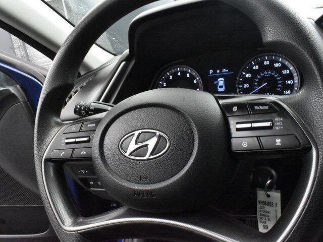 Used 2021 Hyundai Sonata SE image 14