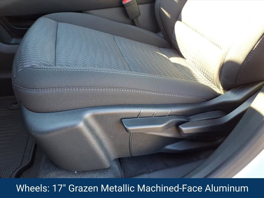 New 2026 Chevrolet Equinox LT w/ Safety and Technology Package image 17