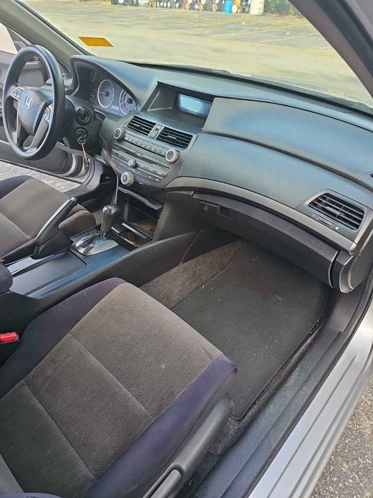Used 2009 Honda Accord LX-P image 26