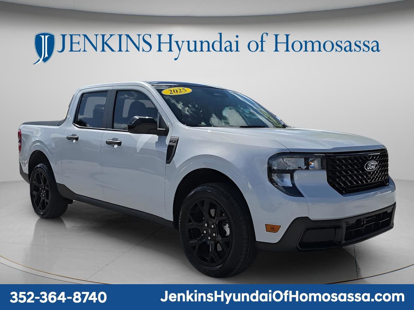 Used 2025 Ford Maverick XLT w/ XLT Luxury Package image 12