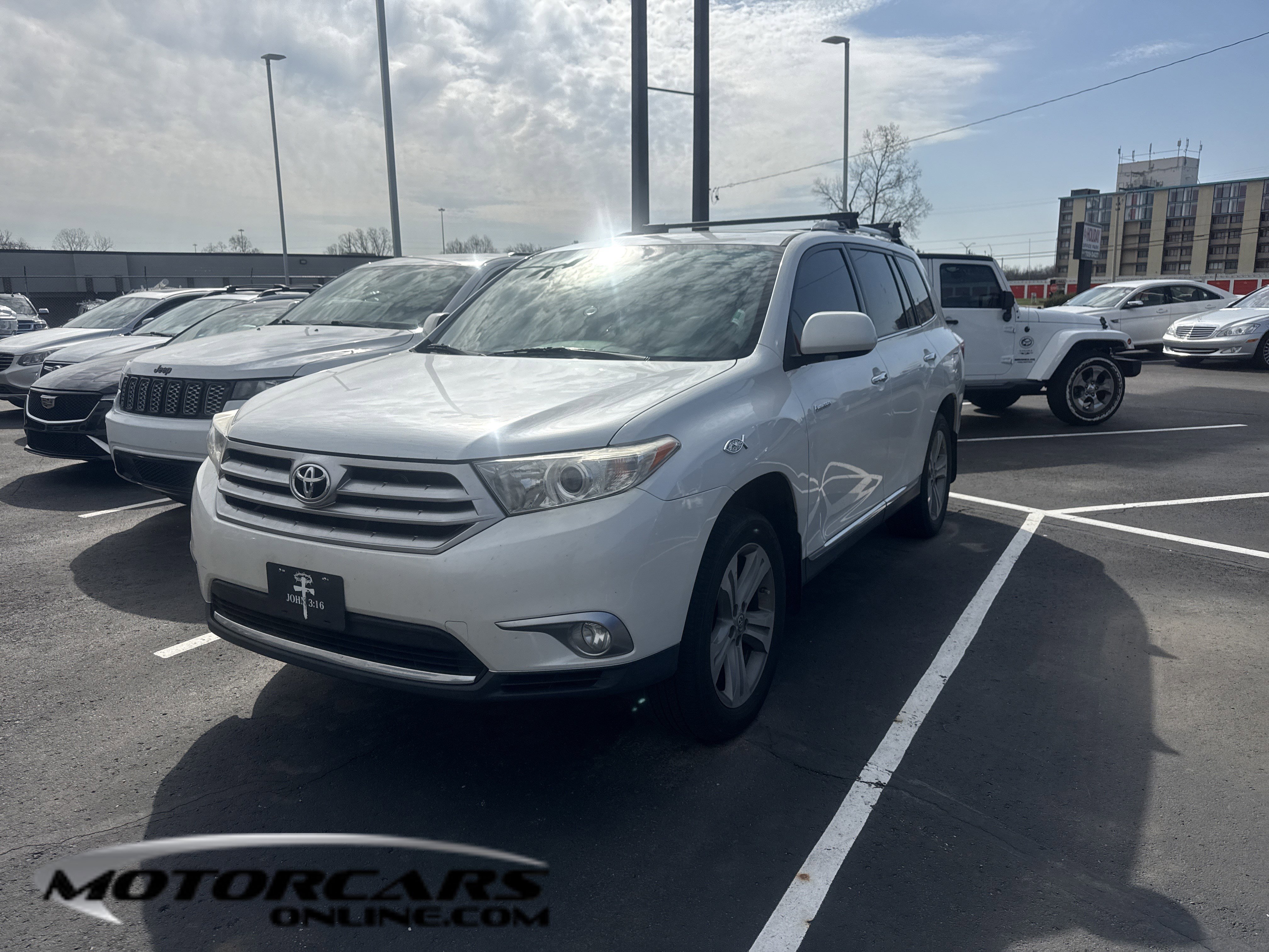 Used 2013 Toyota Highlander Limited AWD/4WD video 1