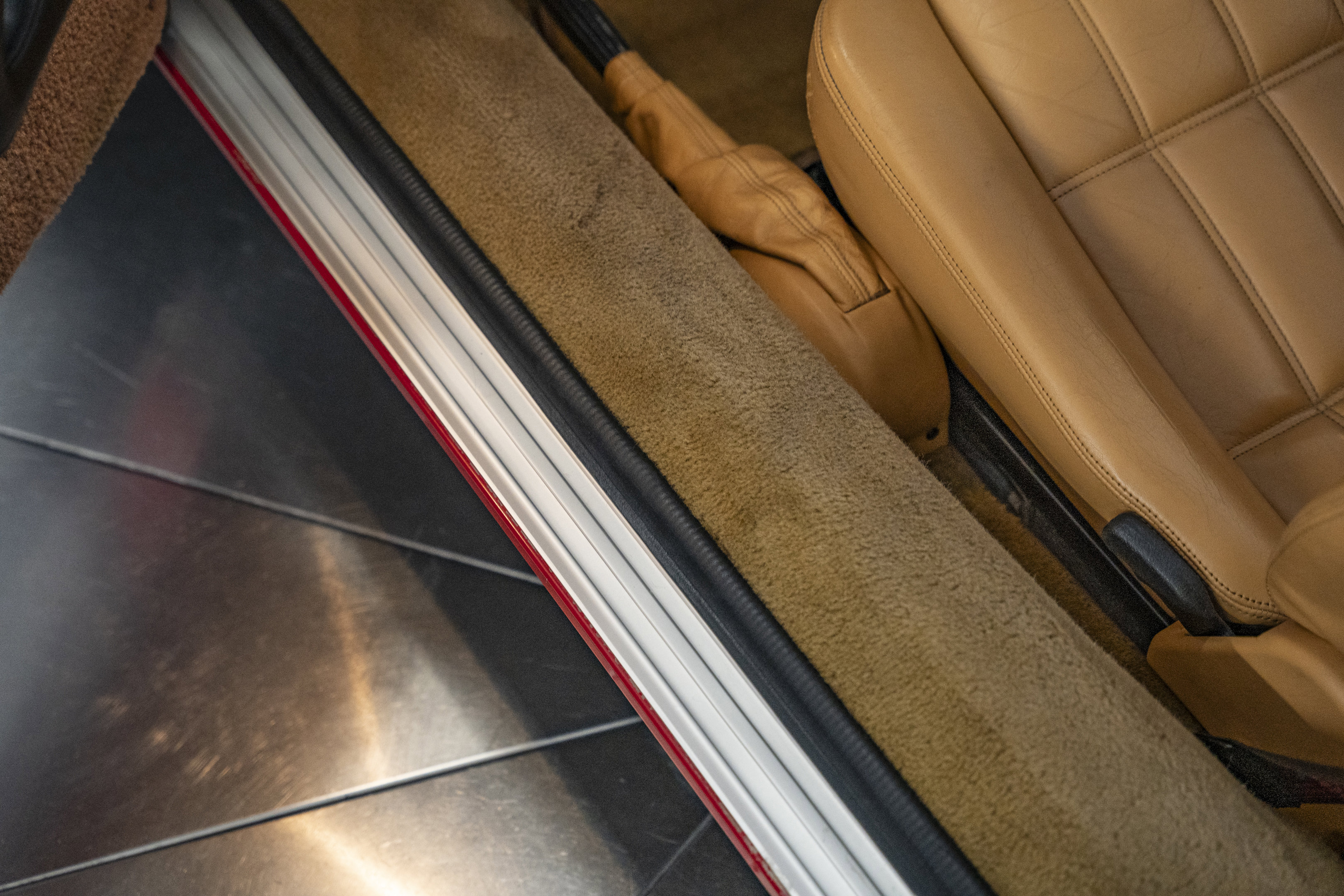 Used 1989 Ferrari 328 GTS image 27