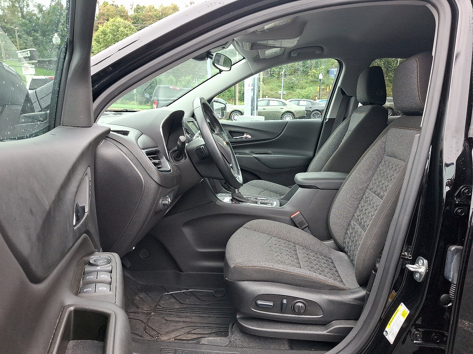 Used 2024 Chevrolet Equinox LT w/ LPO, Floor Liner Package AWD/4WD image 13