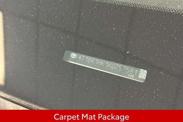 Certified 2019 Toyota Camry XSE FWD image 3