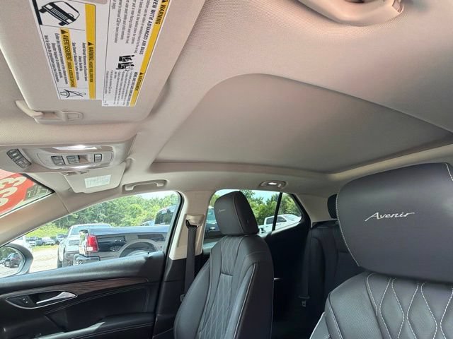 Used 2023 Buick Envision Avenir AWD/4WD image 21