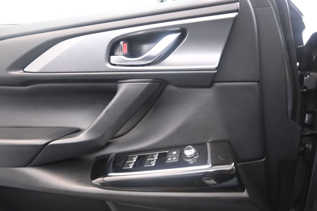 Used 2023 MAZDA CX-9 Touring Plus AWD/4WD image 16