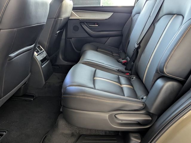 Used 2025 MAZDA CX-70 3.3 Turbo S w/ Premium Package image 11