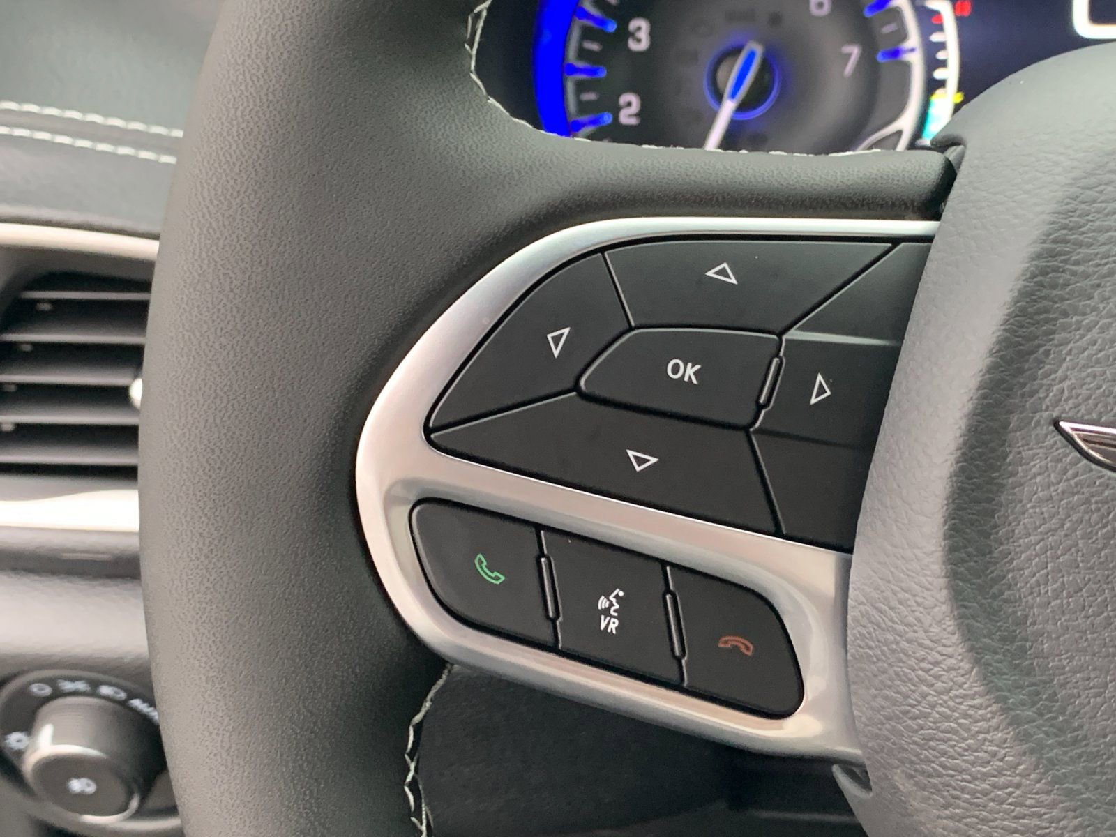 New 2026 Chrysler Pacifica Select image 26