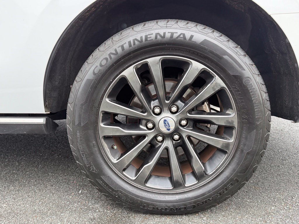 Used 2019 Ford Expedition Limited RWD image 12