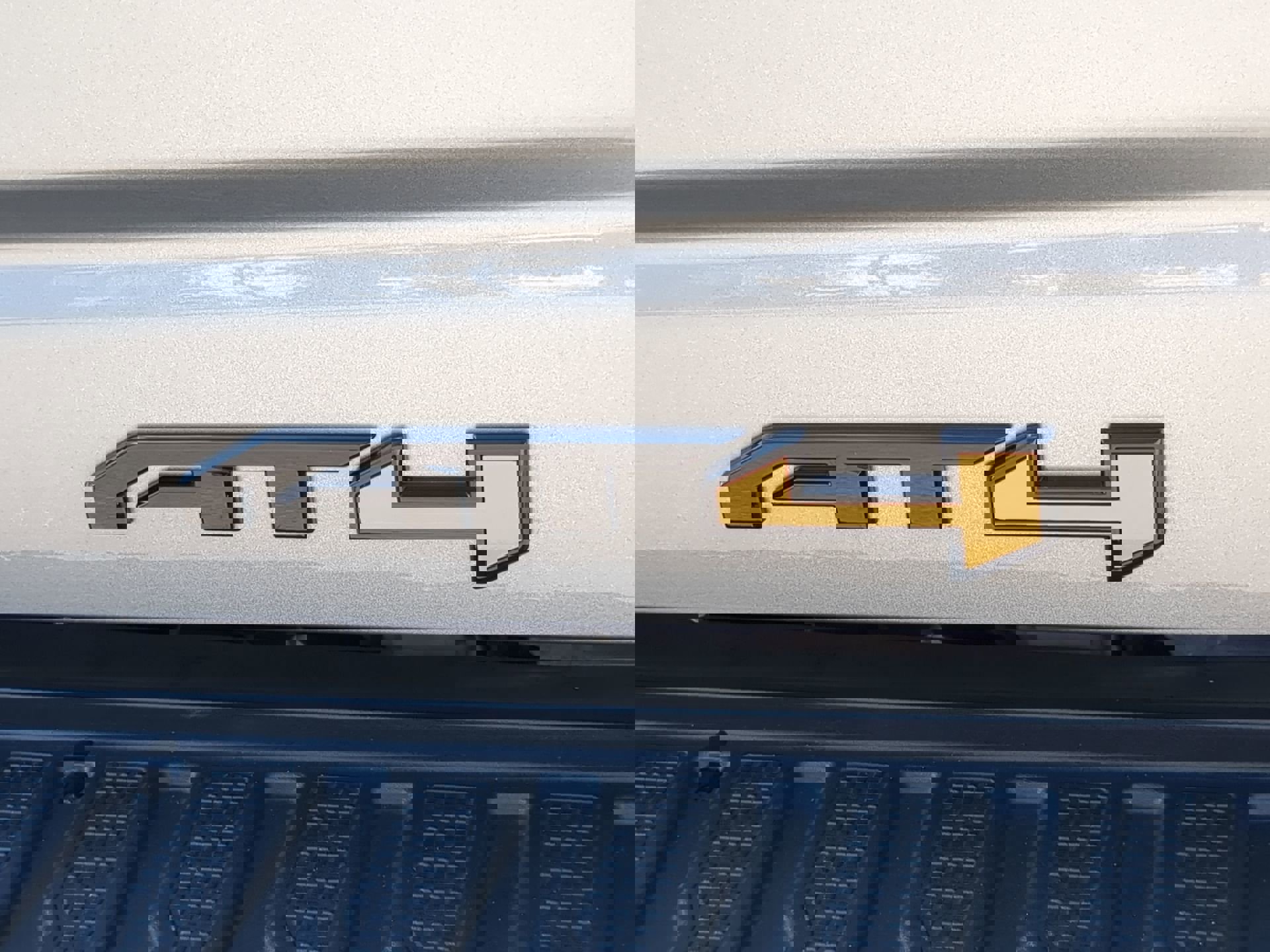 Used 2024 GMC Sierra 2500 AT4 w/ AT4 Premium Plus Package image 39