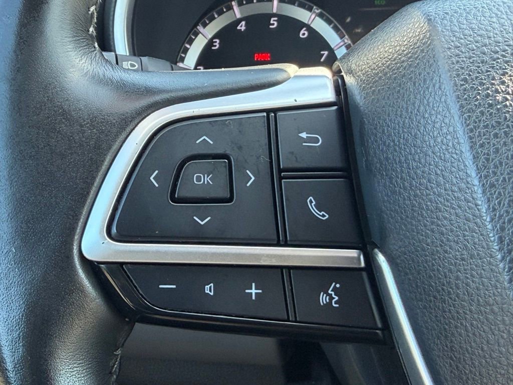 Used 2022 Toyota Highlander XLE image 30