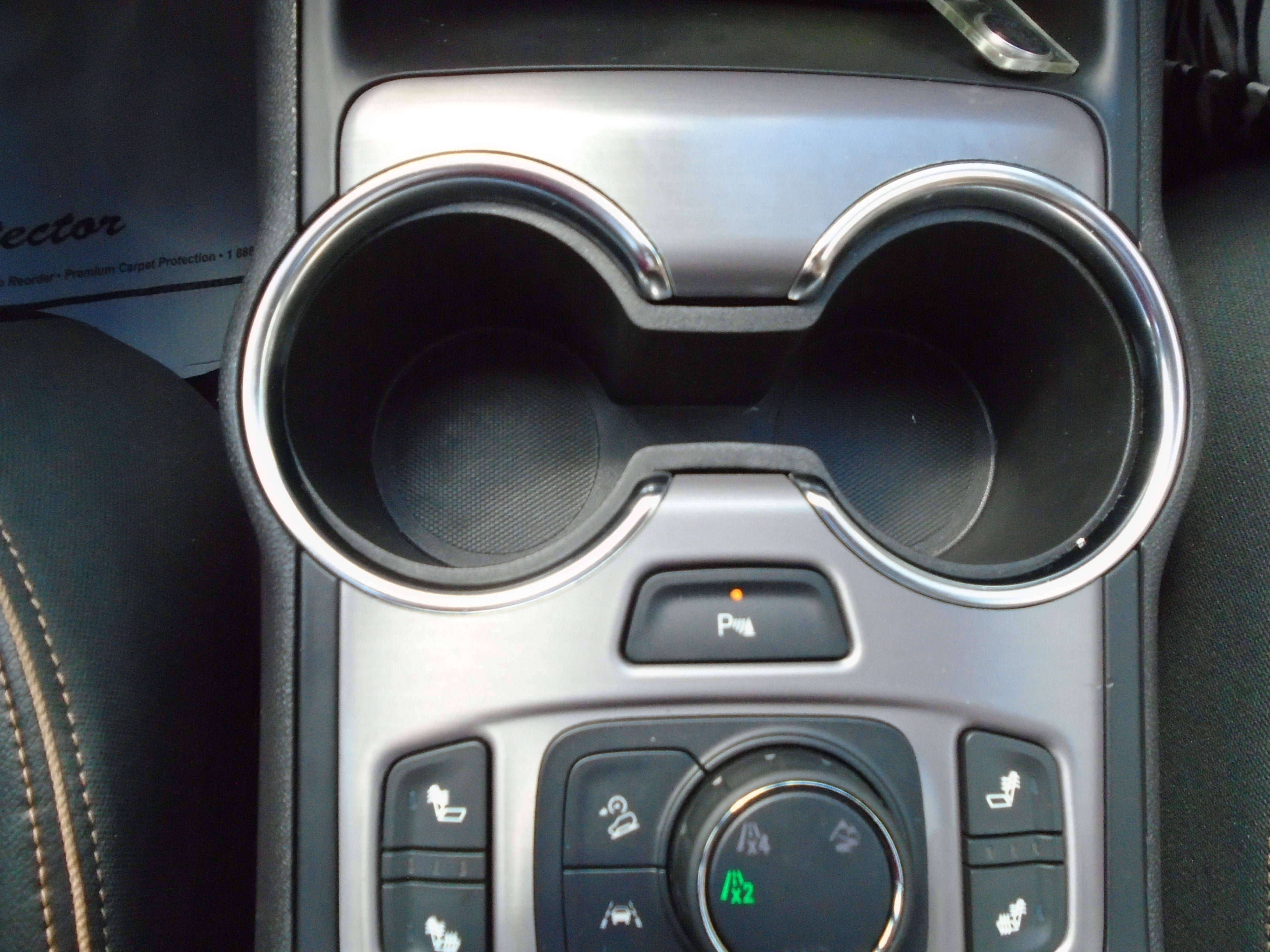 Certified 2024 GMC Terrain AT4 w/ Infotainment Package II AWD/4WD image 65