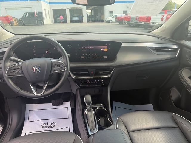 Used 2025 Buick Encore GX Avenir w/ Avenir Convenience Package AWD/4WD image 12