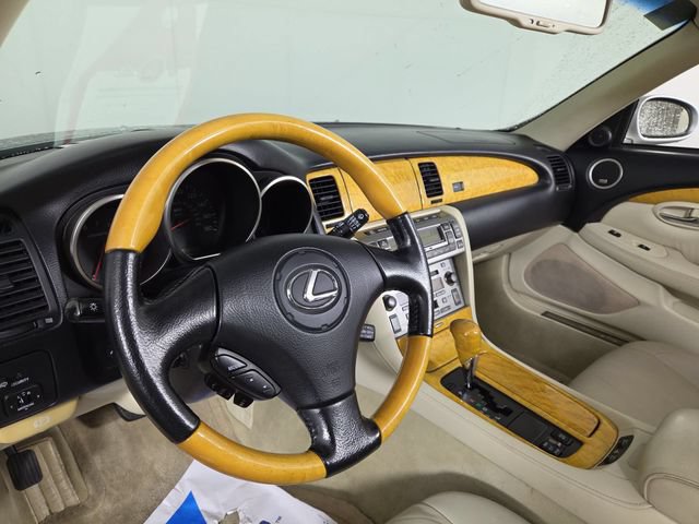 Used 2003 Lexus SC 430 Convertible RWD image 14