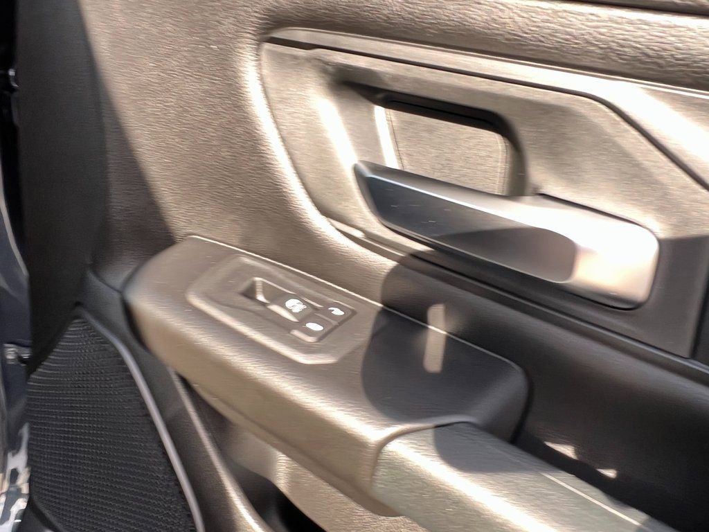 New 2026 RAM 1500 Express image 12