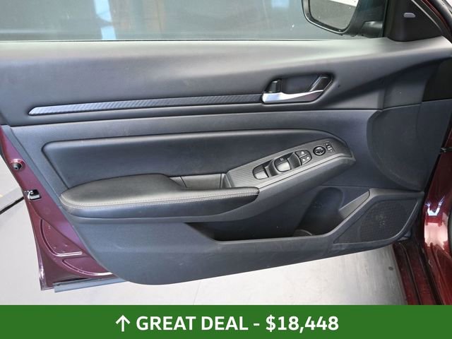 Used 2024 Nissan Altima 2.5 SV image 20