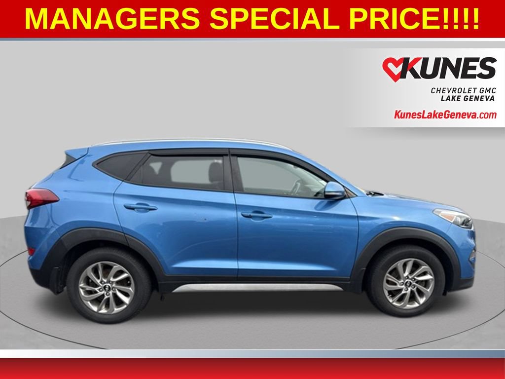 Used 2017 Hyundai Tucson SE Plus AWD/4WD image 3