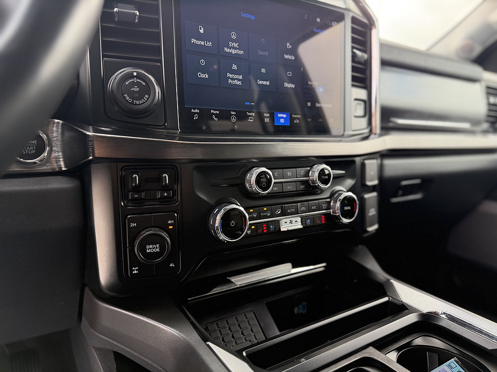 Certified 2023 Ford F250 Lariat w/ Lariat Ultimate Package AWD/4WD image 18