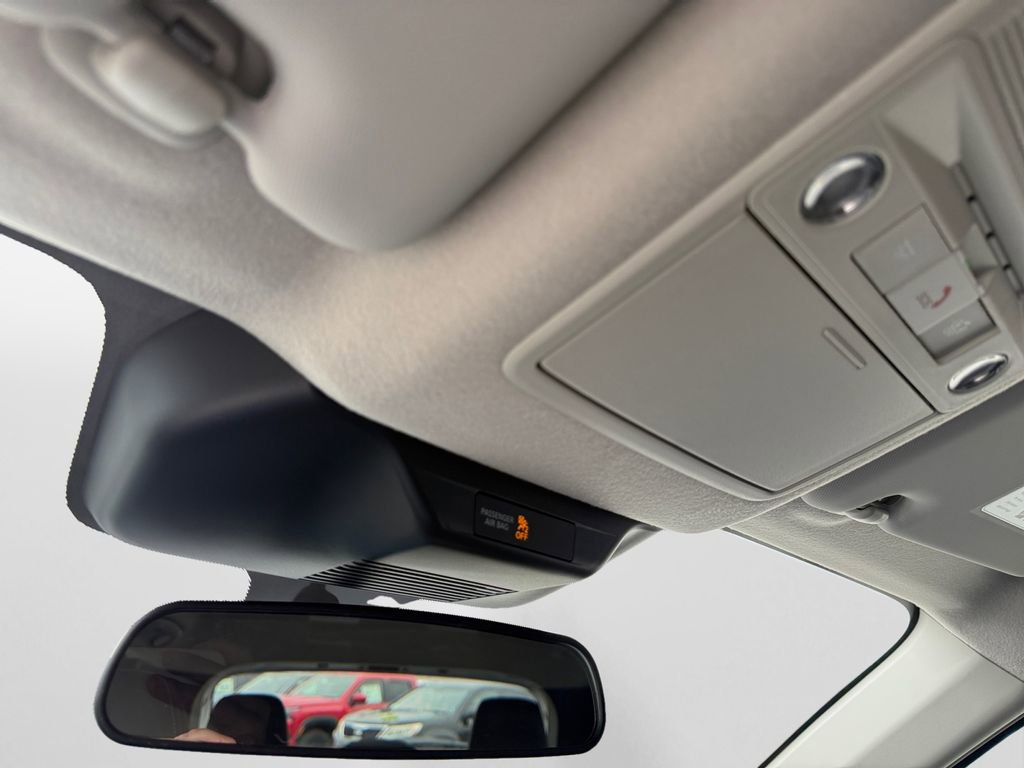 New 2026 Nissan Kicks SR w/ Cold Weather Package image 27