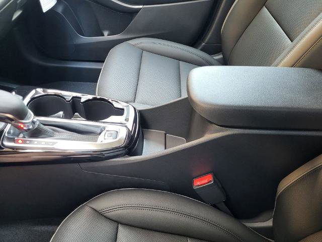 New 2026 Chevrolet Trax ACTIV w/ Sunroof Package FWD image 21