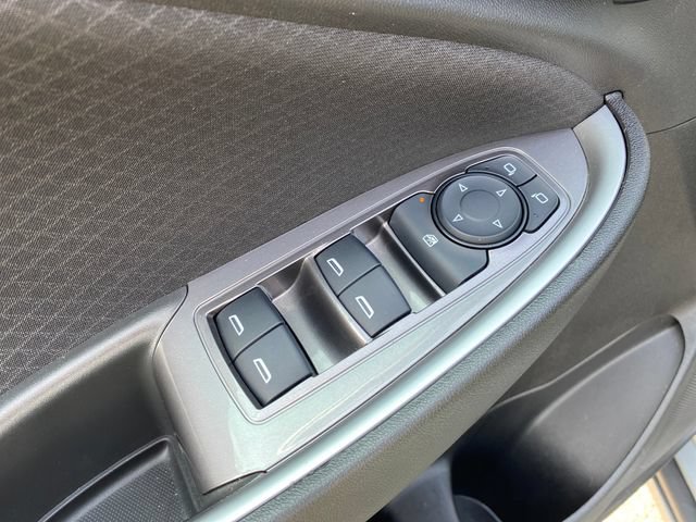 Used 2025 Chevrolet Malibu RS FWD image 17