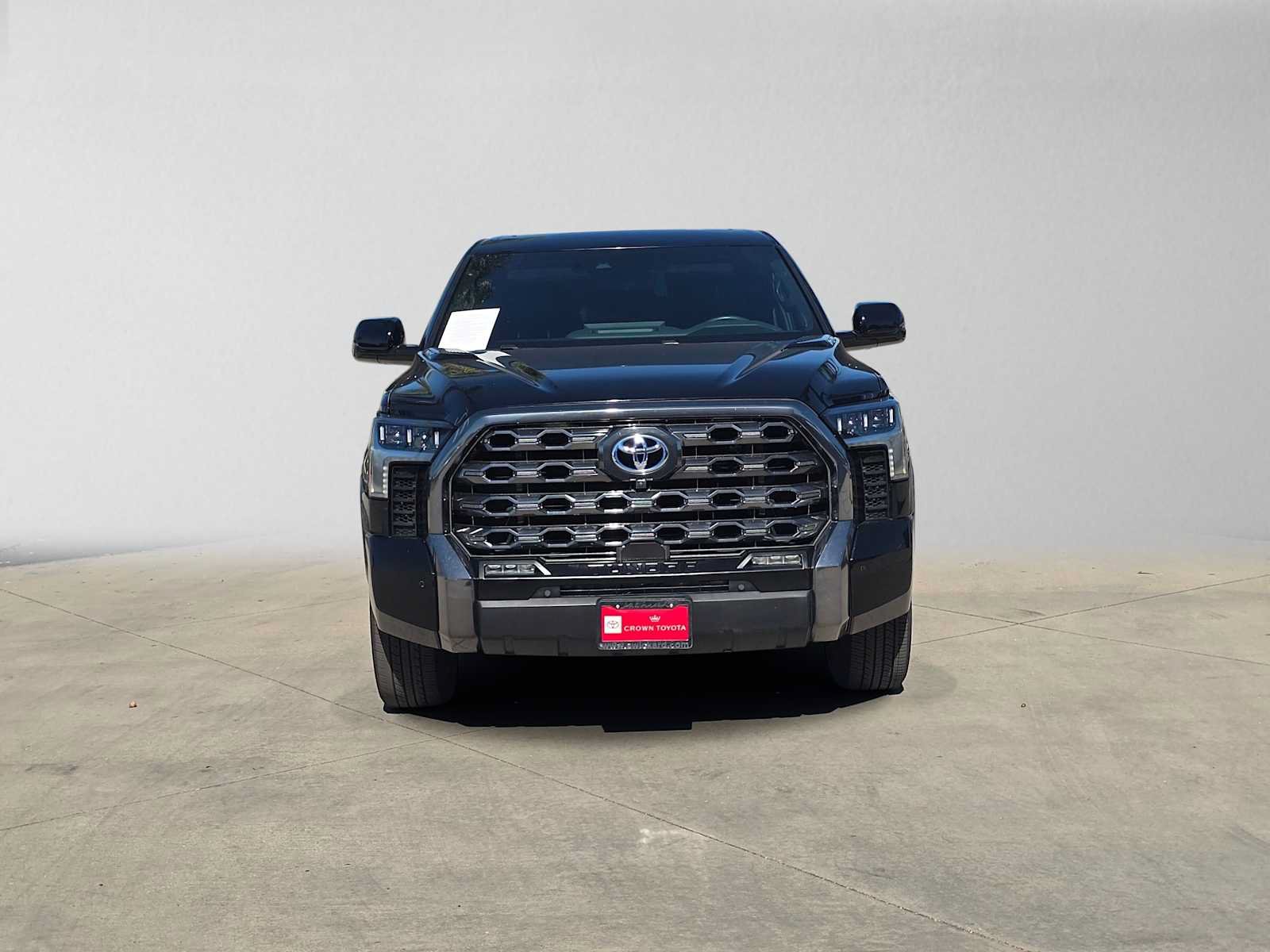 Used 2023 Toyota Tundra Platinum w/ Advanced Package AWD/4WD image 8