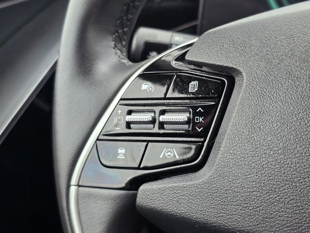 Certified 2023 Kia Niro EX image 35