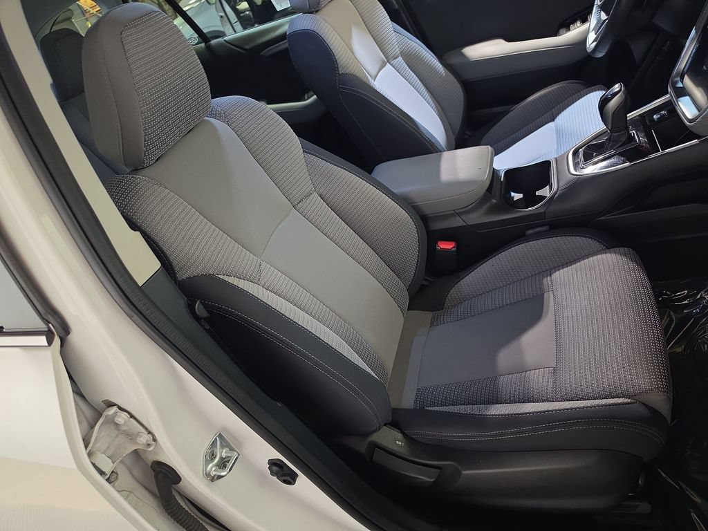Used 2023 Subaru Outback Premium AWD/4WD image 24