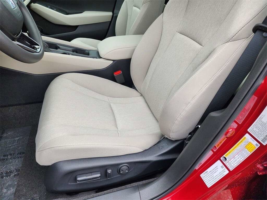 Used 2024 Honda Accord EX image 22