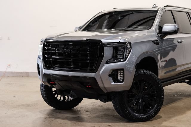 Used 2023 GMC Yukon XL AT4 w/ AT4 Premium Package AWD/4WD image 19