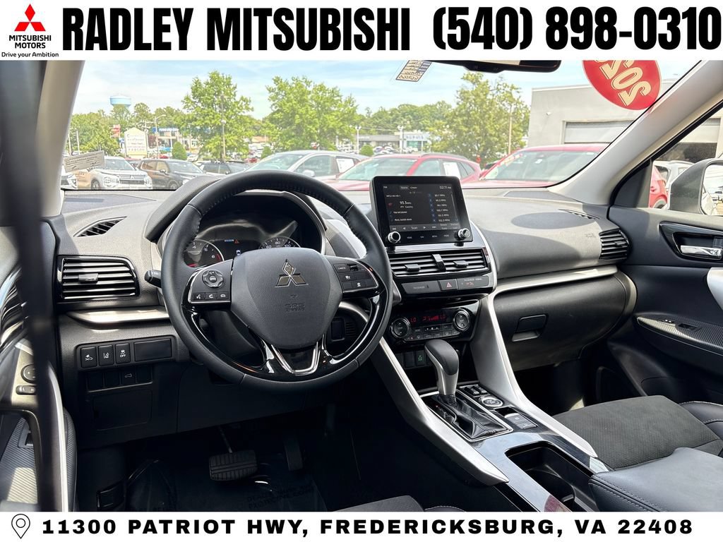 Used 2025 Mitsubishi Eclipse Cross SE AWD/4WD image 13