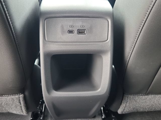 New 2026 Chevrolet Trax ACTIV w/ Sunroof Package FWD image 17