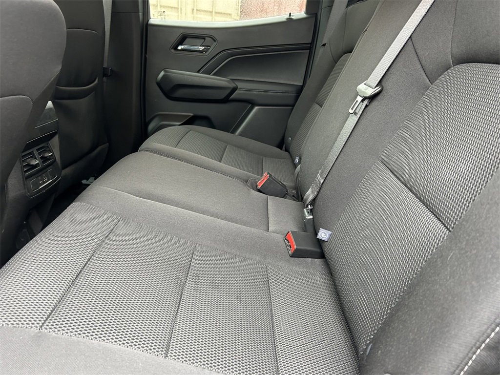 Used 2024 GMC Canyon Elevation w/ Convenience Package image 16