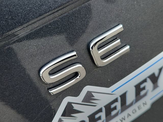 Certified 2023 Volkswagen Tiguan SE R-Line FWD image 13
