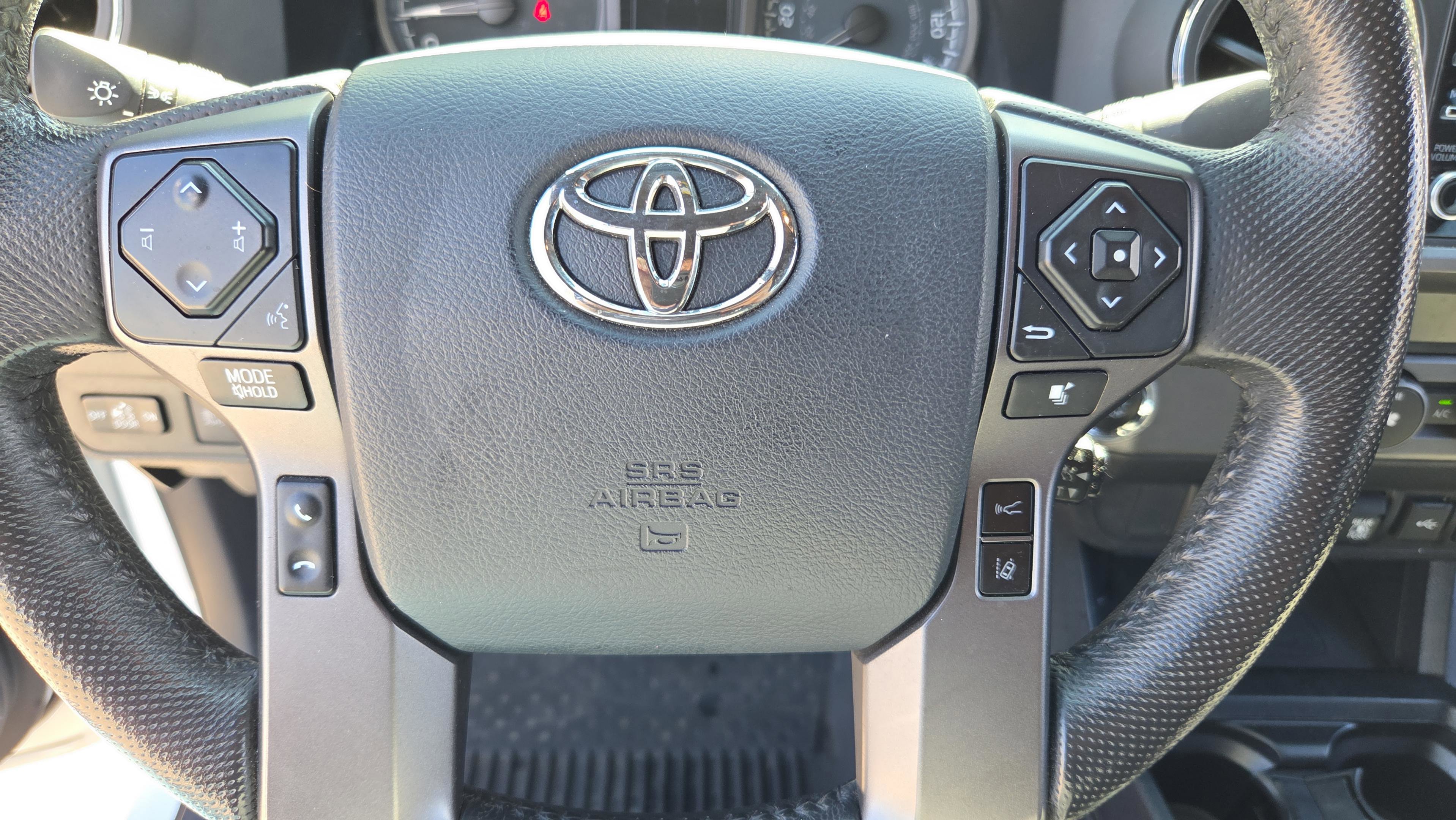 Used 2020 Toyota Tacoma TRD Off-Road RWD image 21
