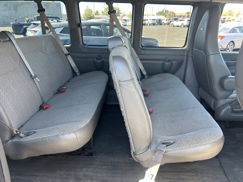 Used 2019 Chevrolet Express 2500 LS w/ Driver Convenience Package RWD image 24