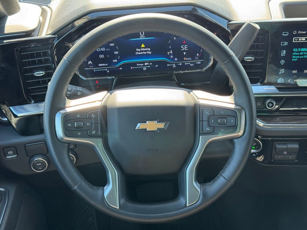 Used 2025 Chevrolet Silverado 1500 LT image 34