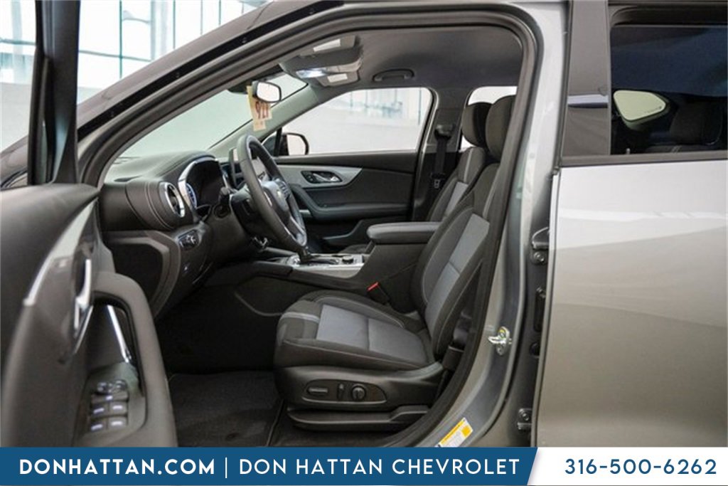 New 2025 Chevrolet Blazer LT w/ Convenience Package image 5