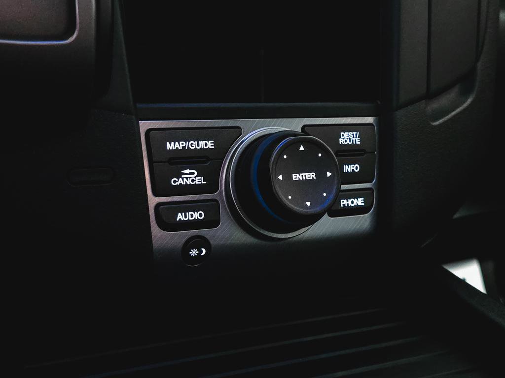 Used 2012 Honda Pilot Touring image 29