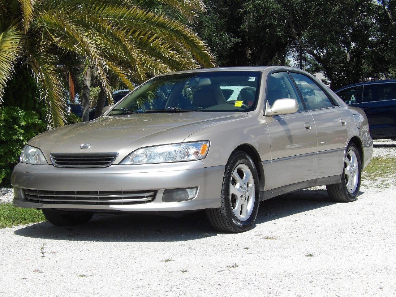 Used 2000 Lexus ES 330