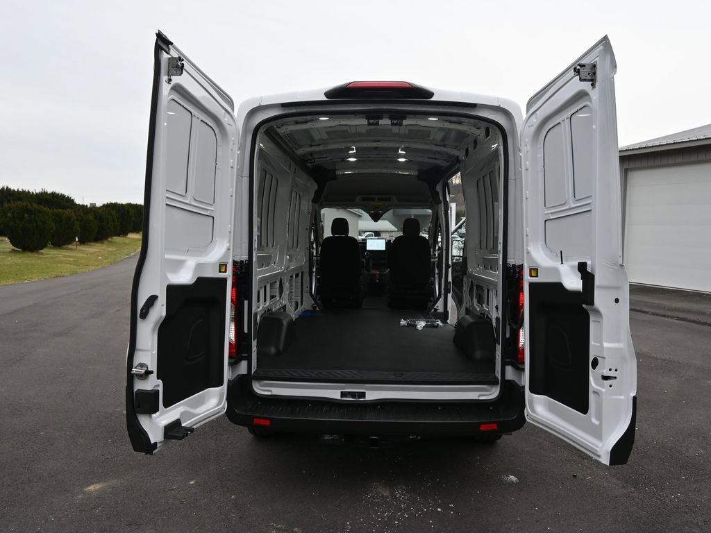New 2026 Ford Transit 250 148 Medium Roof image 42