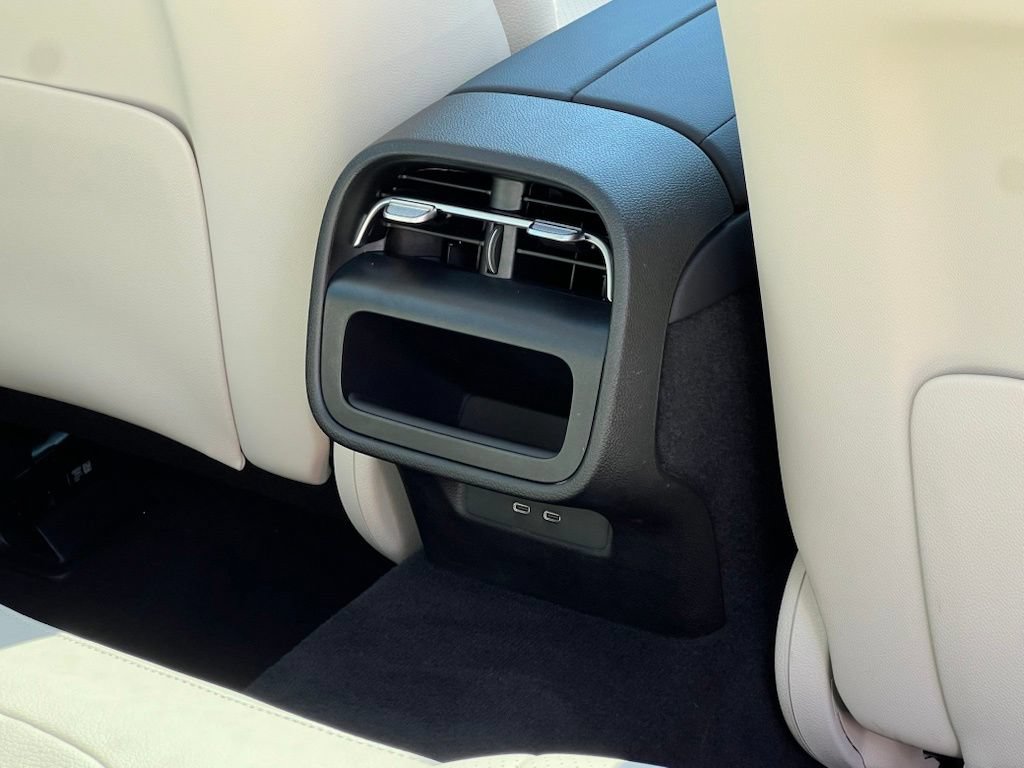 Certified 2026 Mercedes-Benz E 350 4MATIC Sedan image 38