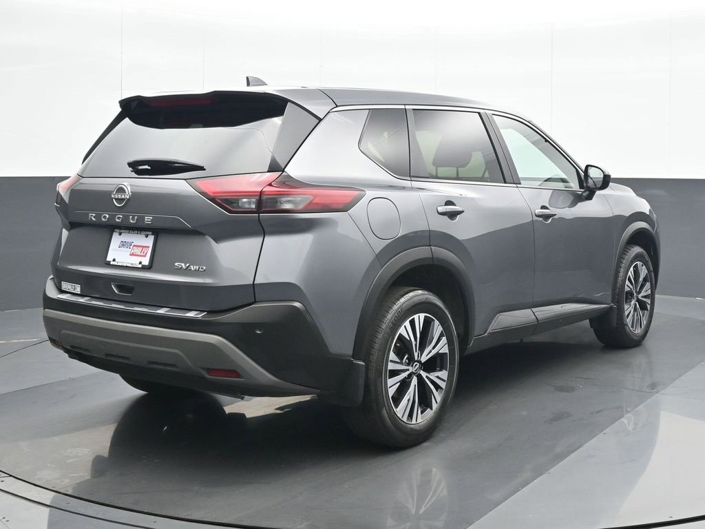 Used 2023 Nissan Rogue SV image 6