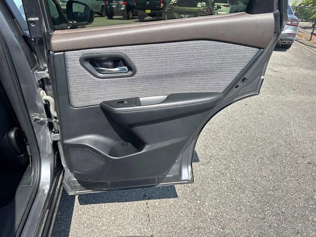 Certified 2023 Nissan Rogue SV AWD/4WD image 21
