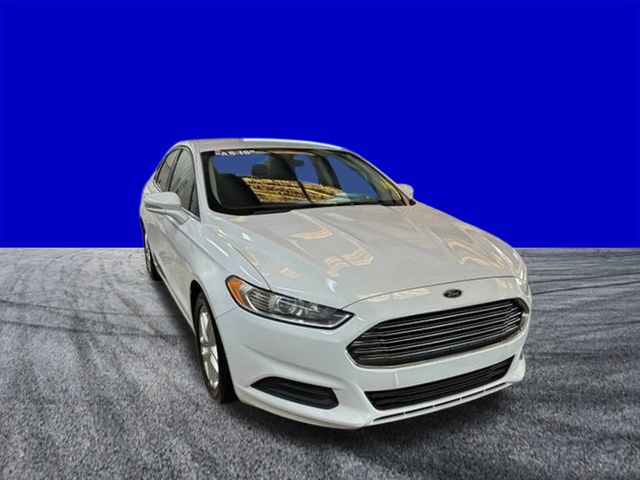 Used 2016 Ford Fusion SE FWD image 3
