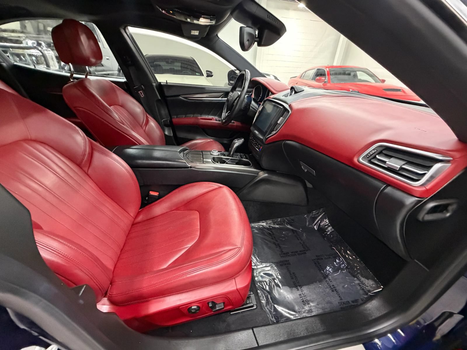 Used 2019 Maserati Ghibli RWD image 21