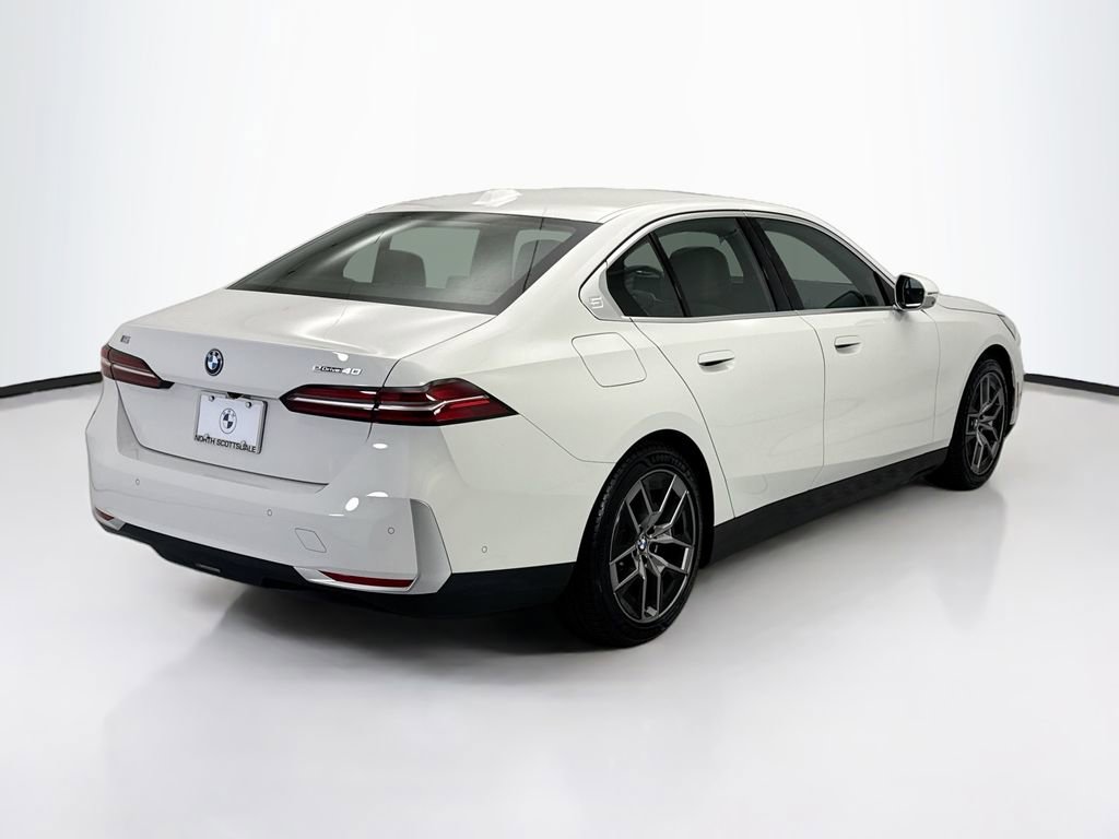 Certified 2026 BMW i5 eDrive40 w/ Premium Package RWD image 5