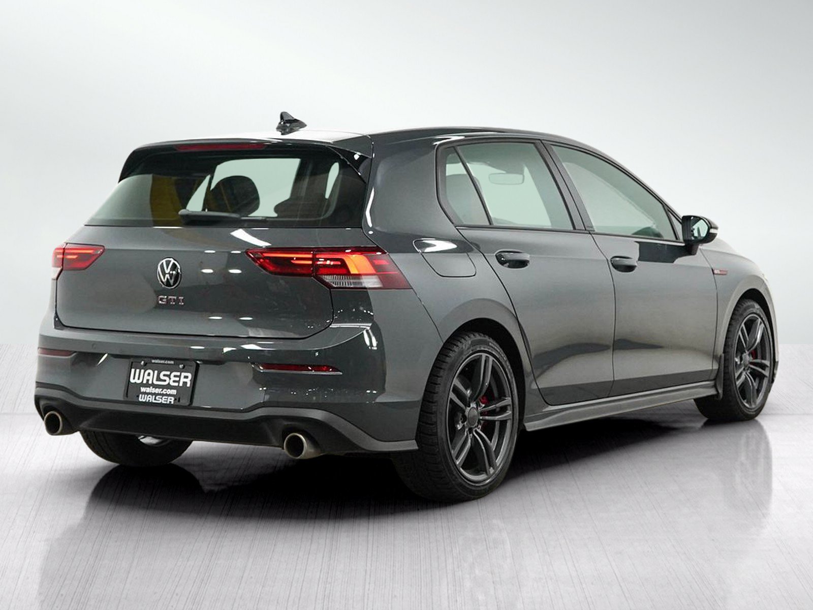Used 2024 Volkswagen GTI SE FWD image 6