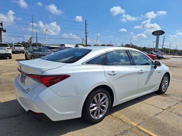 Used 2021 Toyota Avalon XLE w/ Carpet Mat Package (TMS) image 5