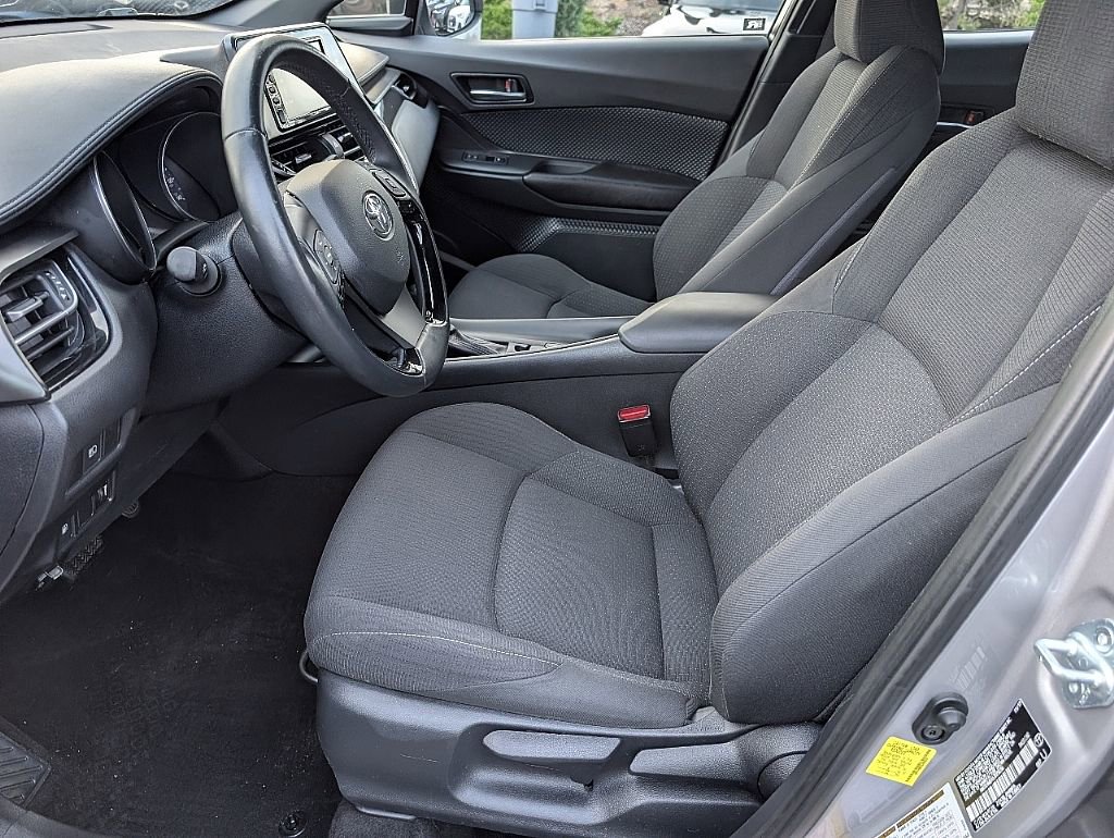 Used 2018 Toyota C-HR XLE image 22